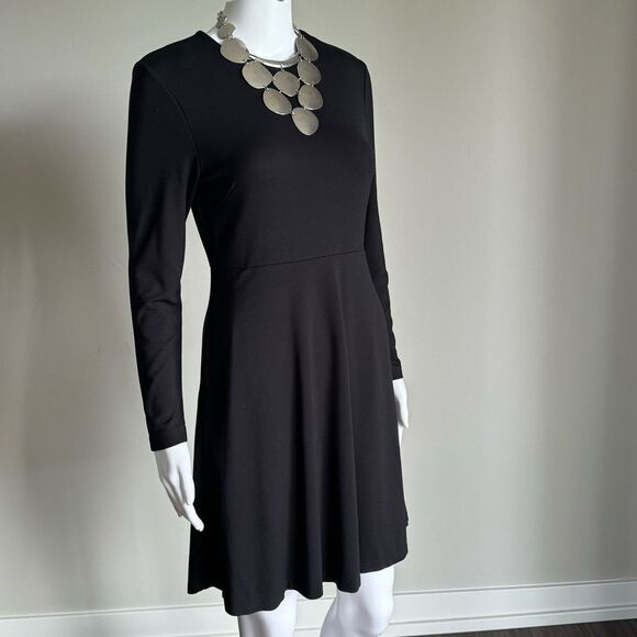 Uniqlo Black Long Sleeve Fitted Tea Length Dress With Pockets - Picture 3 of 7